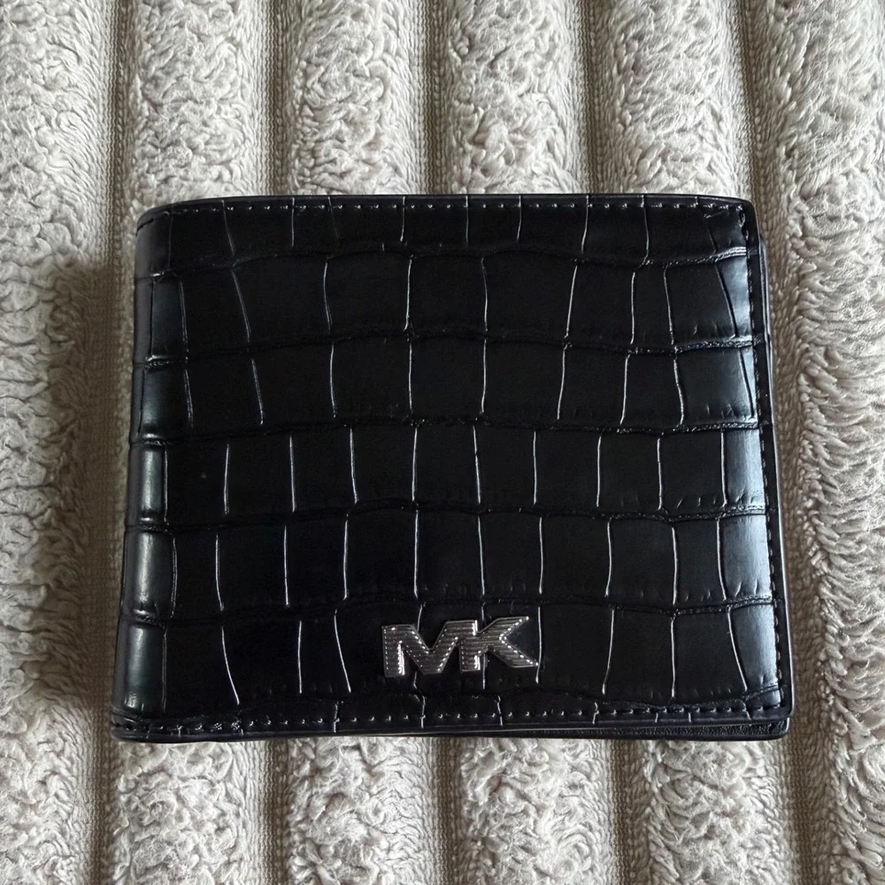 Michael Kors Mens Black Croc Embossed Leather Bifold Wallet Silver MK Logo